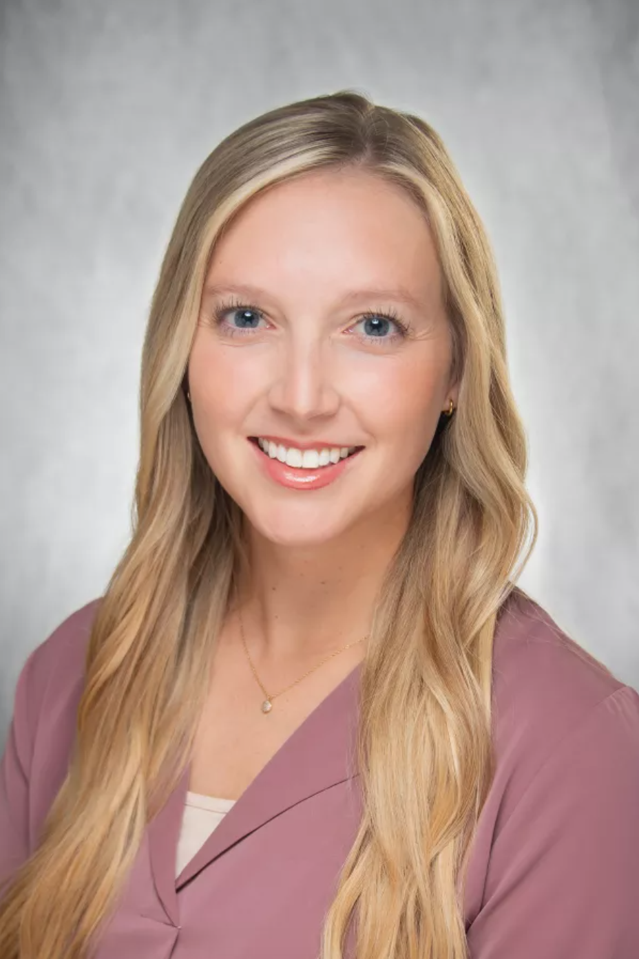 Rachel Rose Headshot